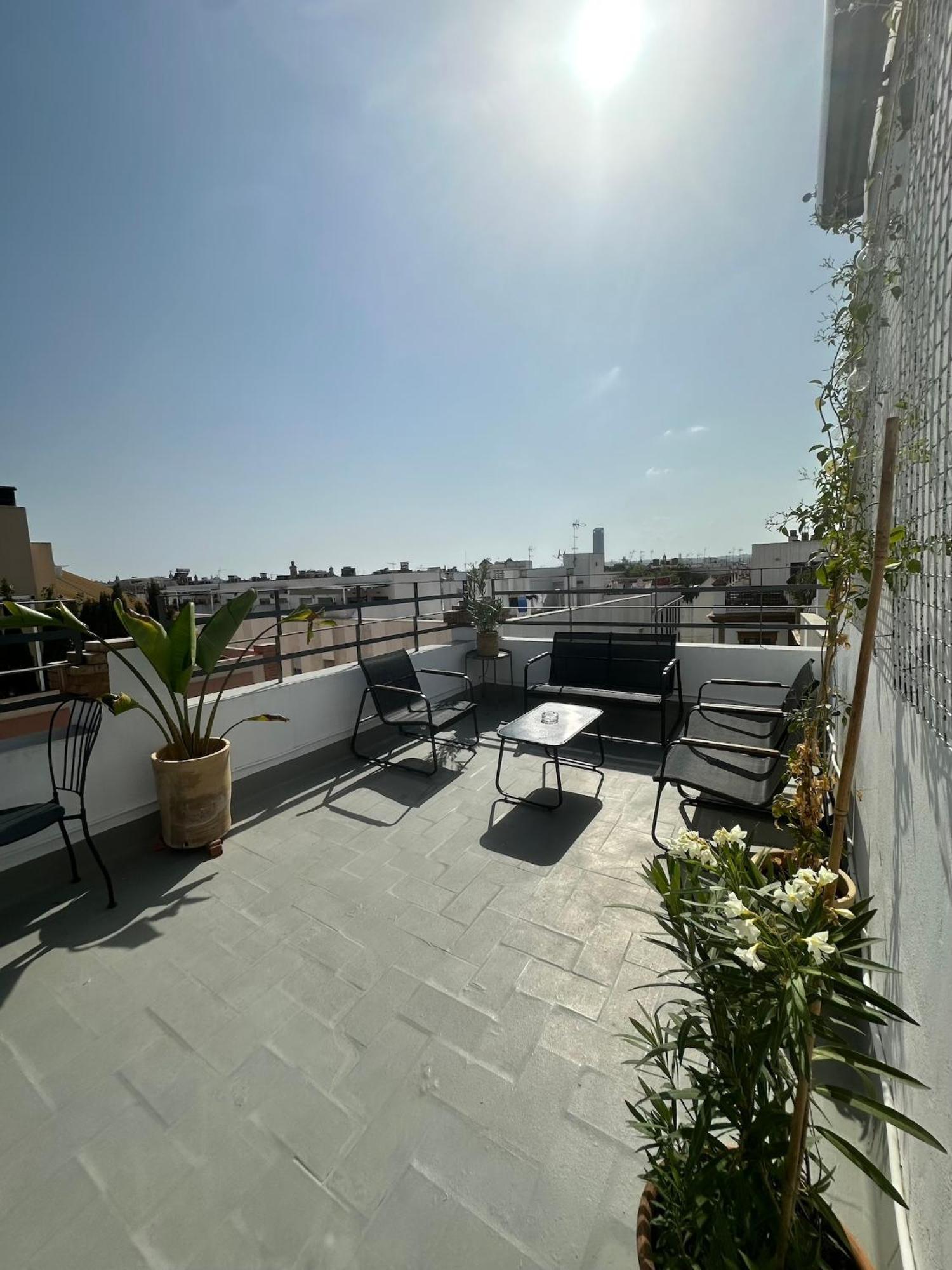 Almazen Apartamentos, Arrayan 23 Seville Luaran gambar
