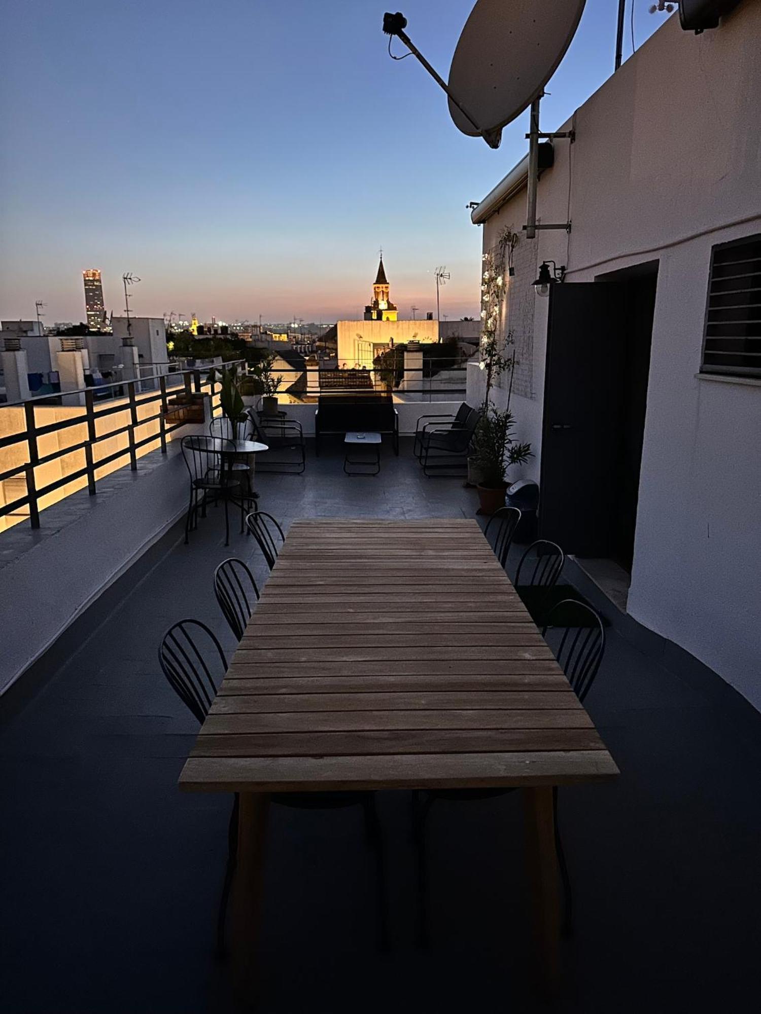 Almazen Apartamentos, Arrayan 23 Seville Luaran gambar