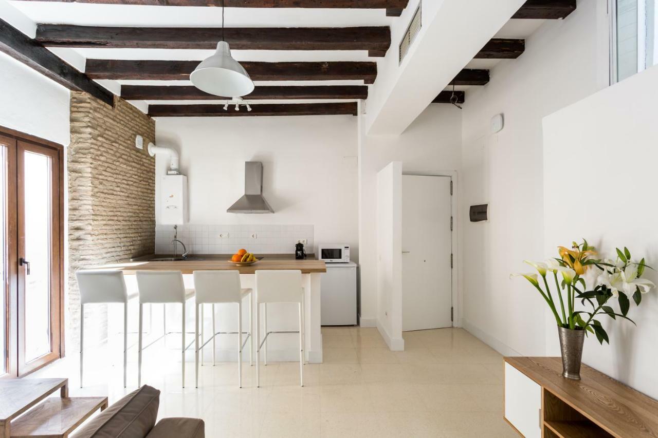 Almazen Apartamentos, Arrayan 23 Seville Luaran gambar