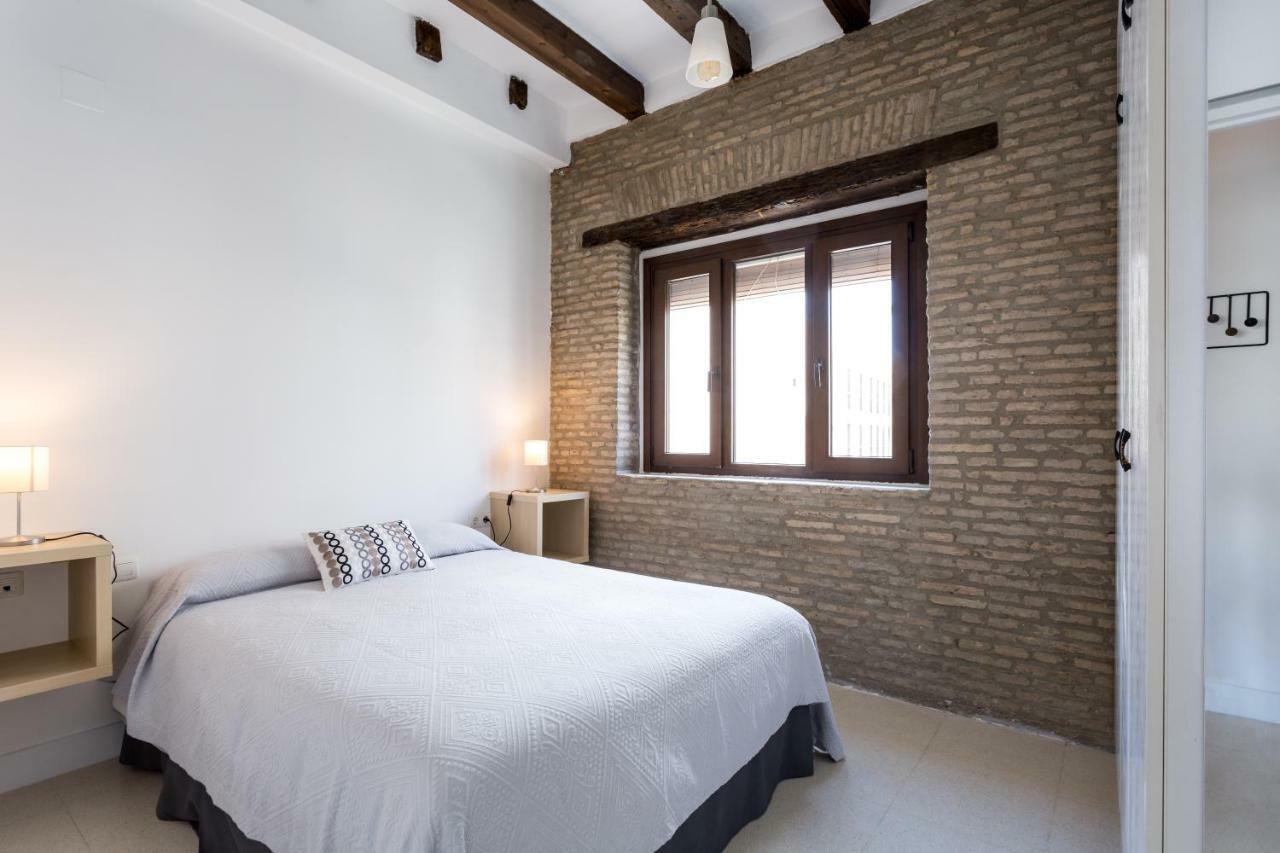 Almazen Apartamentos, Arrayan 23 Seville Luaran gambar