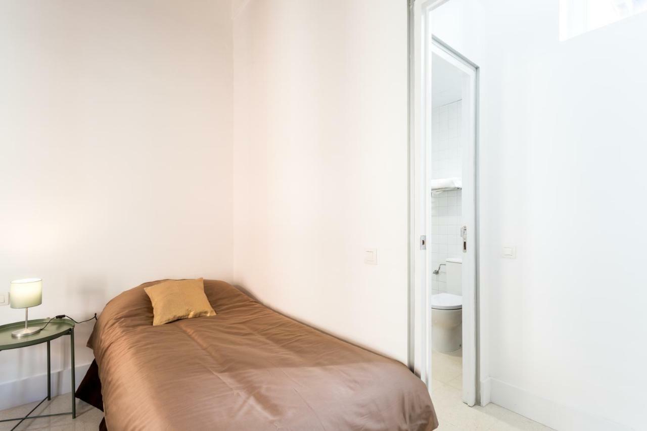 Almazen Apartamentos, Arrayan 23 Seville Luaran gambar