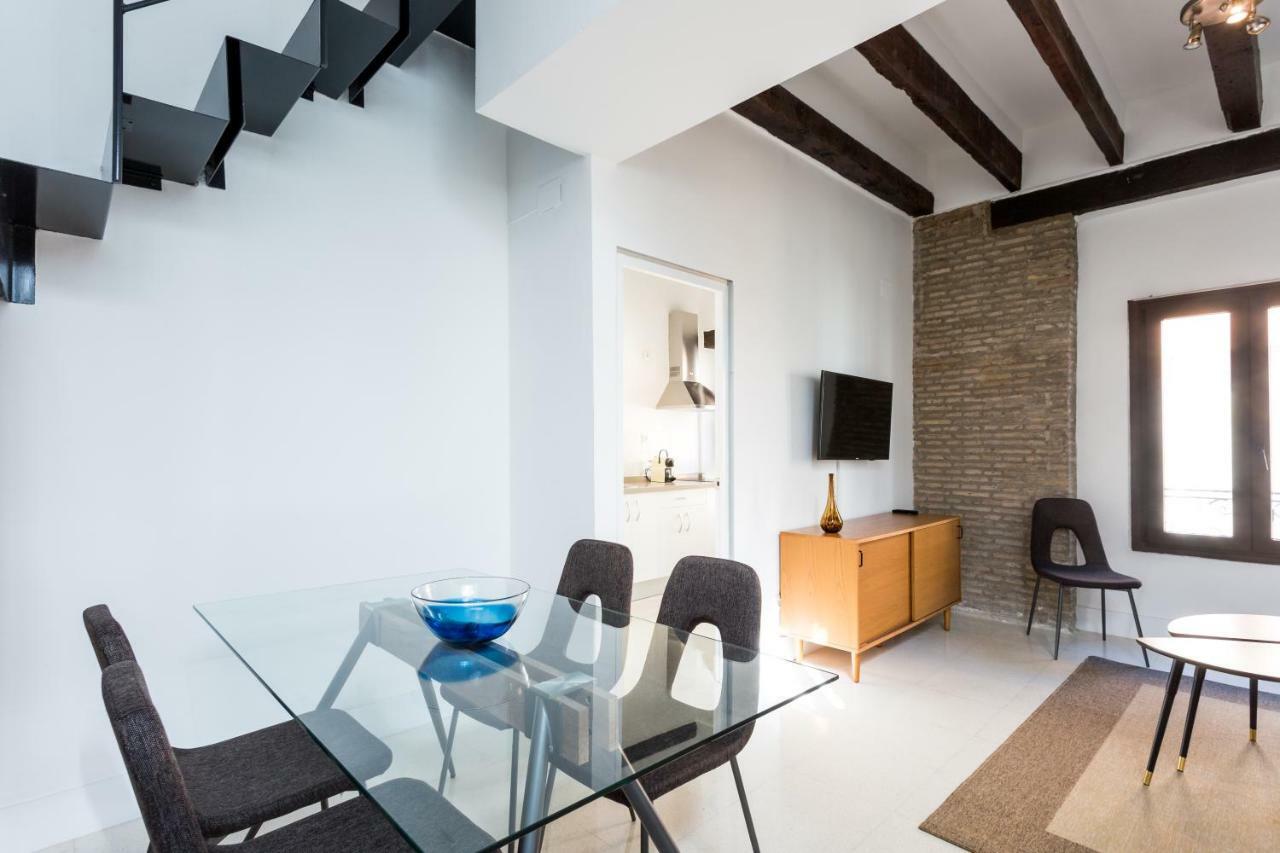 Almazen Apartamentos, Arrayan 23 Seville Luaran gambar