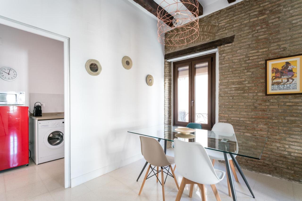 Almazen Apartamentos, Arrayan 23 Seville Luaran gambar